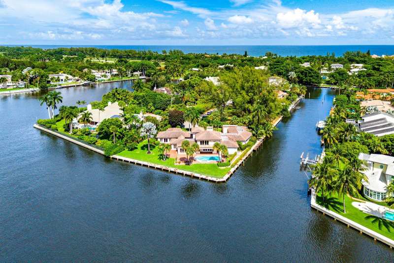 11 N Hidden Harbour Drive, Gulf Stream FL 33483