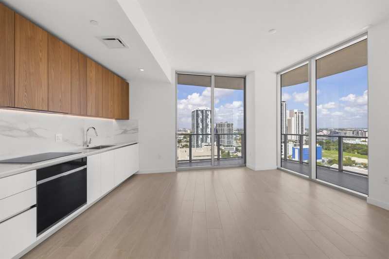 1400 Biscayne Boulevard # 2007, Miami FL 33132