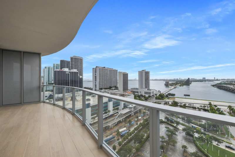 1400 Biscayne Boulevard # 1904, Miami FL 33132