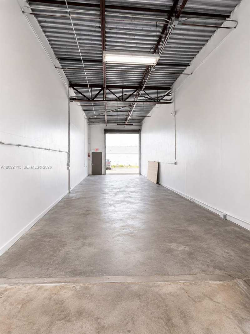 1901 NW 32nd St # 6, Pompano Beach FL 33064