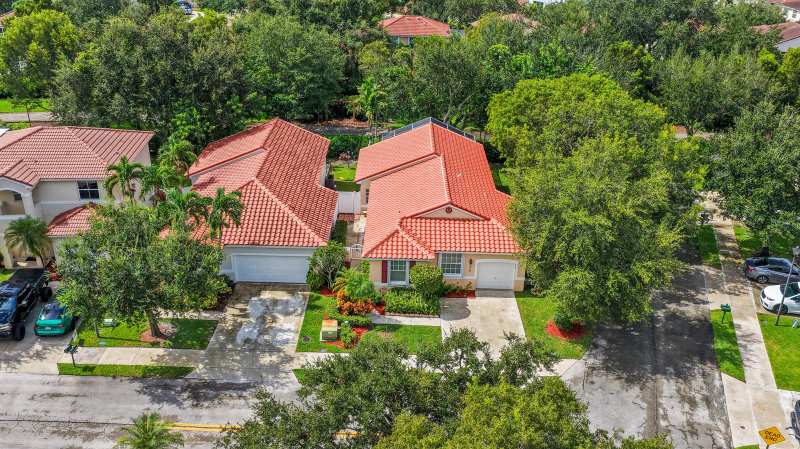 15298 SW 49th Street, Davie FL 33331