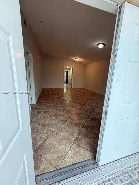 8956 NW 120th St # 60, Hialeah Gardens FL 33018