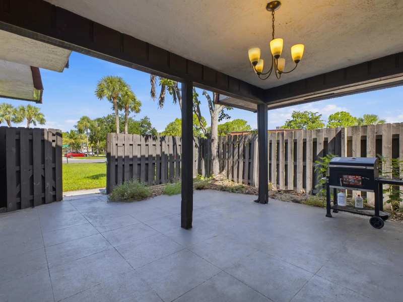6345 RED PINE Lane # A, FL 33415