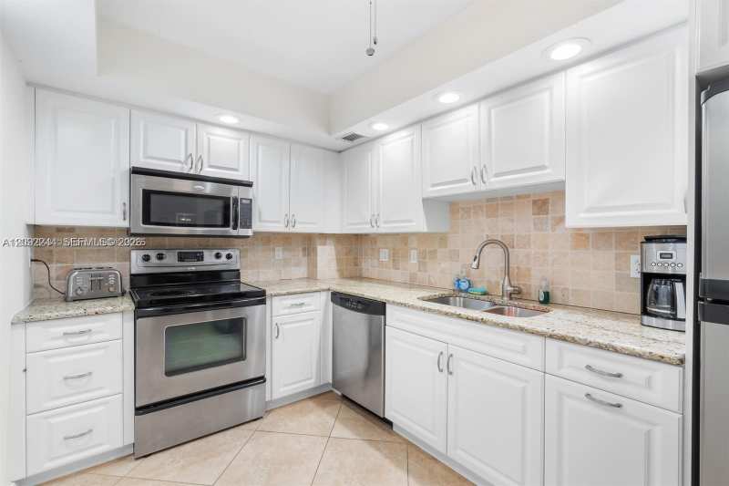 3450 S Ocean Blvd # 2030, Palm Beach FL 33480