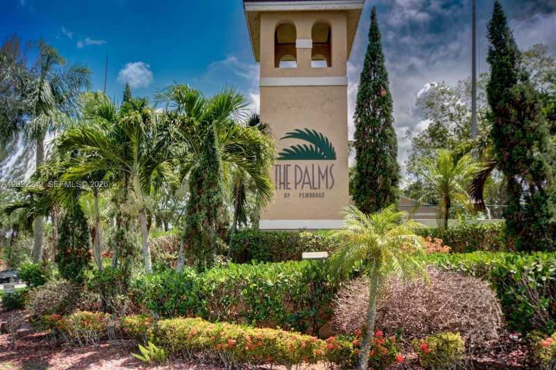 PALMS OF PEMBROKE CONDO