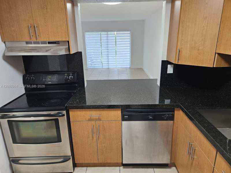 5201 Geneva Way # 201, Doral FL 33166