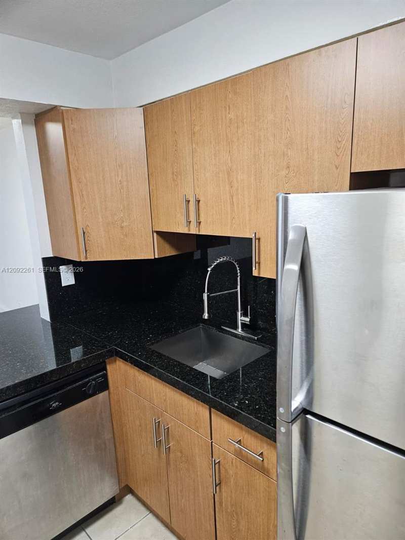5201 Geneva Way # 201, Doral FL 33166