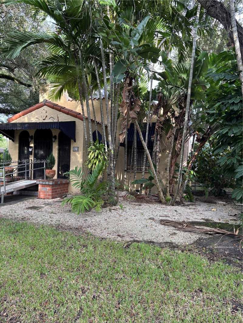 825 Madrid St, Coral Gables FL 33134
