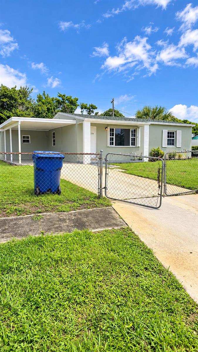 330 W 29TH Street W, Riviera Beach FL 33404