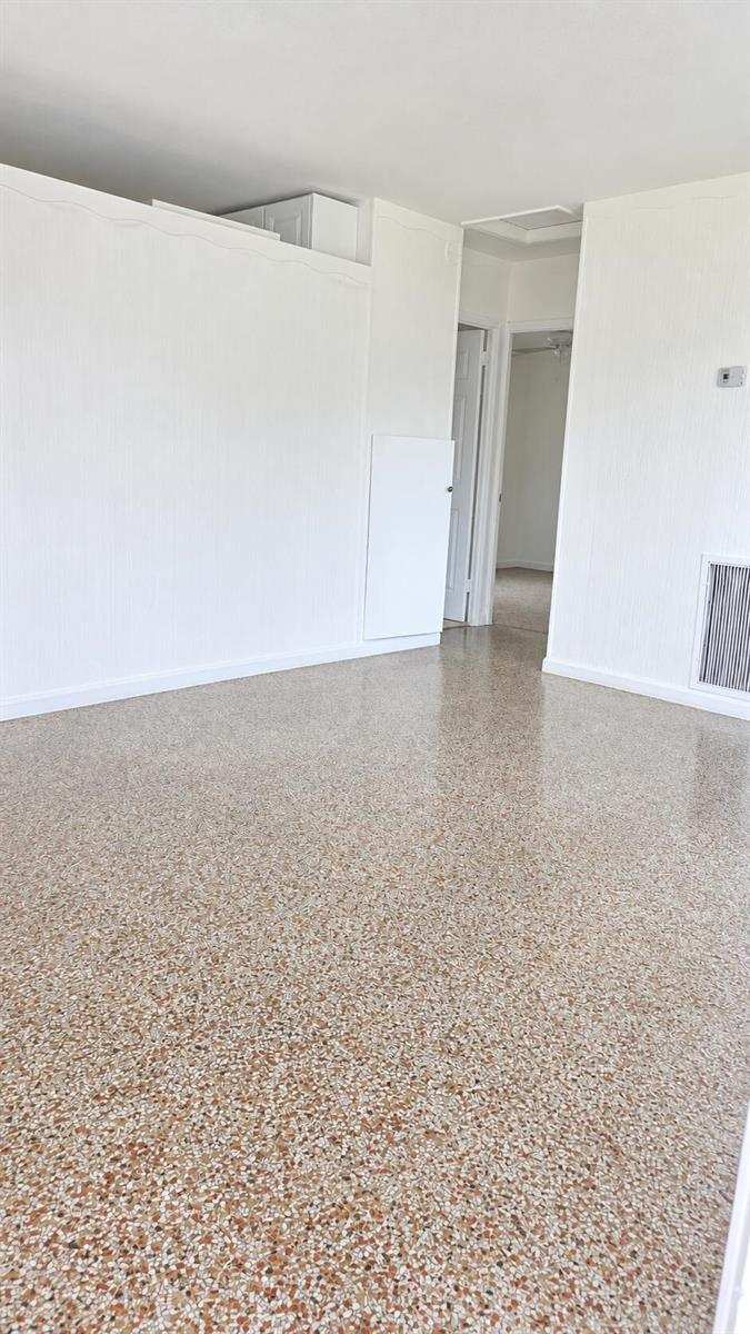 330 W 29TH Street W, Riviera Beach FL 33404