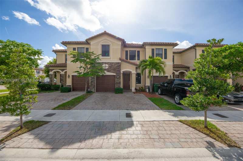 3316 W 91st Ter, Hialeah FL 33018
