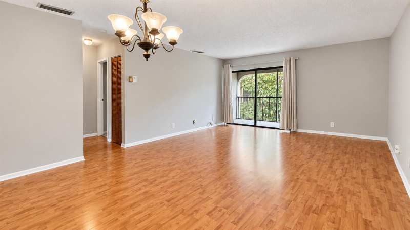 918 SW 9th Street Circle, FL 33486