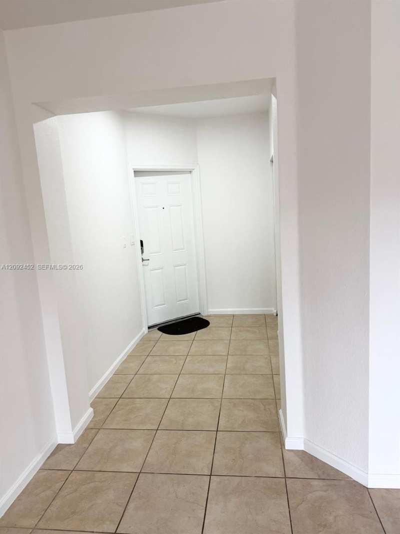 8620 NW 97th Ave # 215, Doral FL 33178