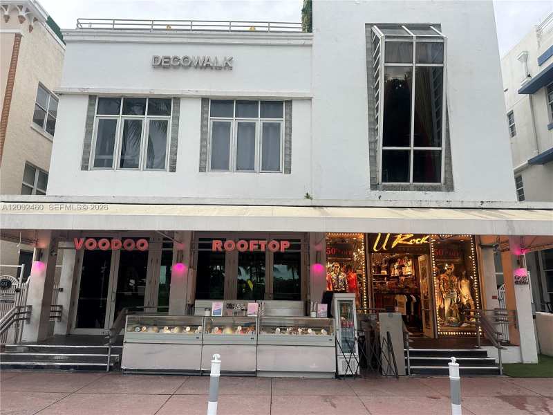 928 Ocean Dr, Miami Beach FL 33139