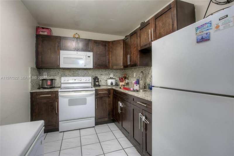 5665 W 20TH Avenue # 301, Hialeah FL 33012