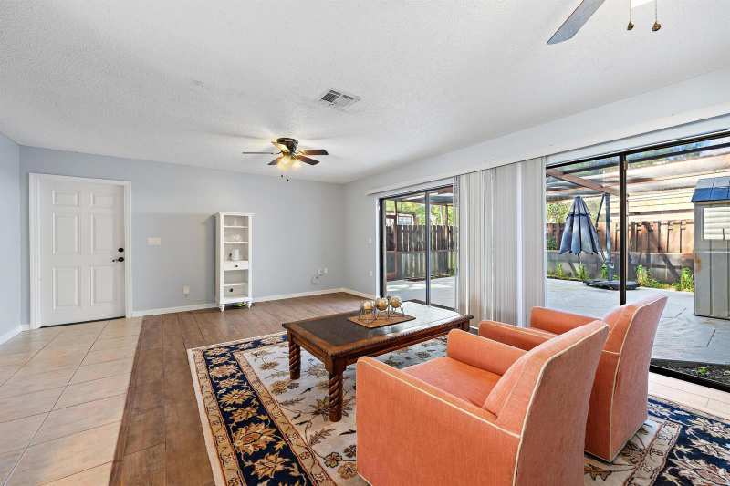 148 WEYBRIDGE Circle # C, Royal Palm Beach FL 33411
