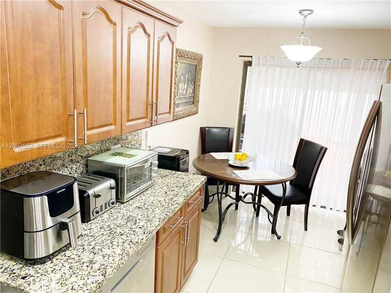 600 NW 210th St # 28, Miami Gardens FL 33169