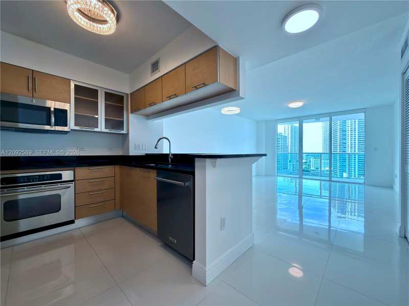 31 SE 5th St # 2307, Miami FL 33131