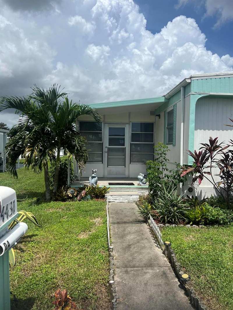 4431 NW 67th Place NW Lot 04, Coconut Creek FL 33073