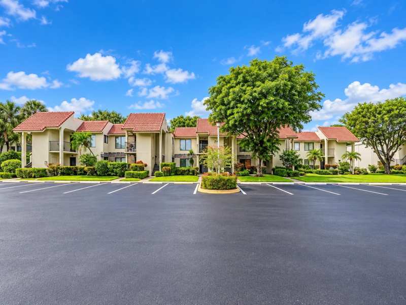 5640 Fairway Park Drive # 101, Boynton Beach FL 33437