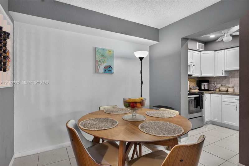 501 SE 8th St # 204, Deerfield Beach FL 33441