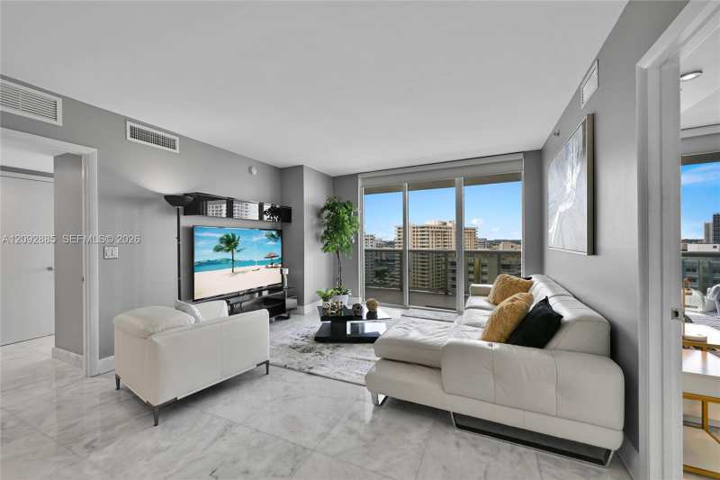 1800 S Ocean Dr # 1408, Hallandale Beach FL 33009