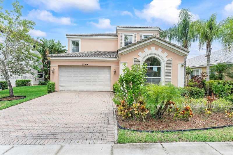 9640 Phipps Ln, Wellington FL 33414