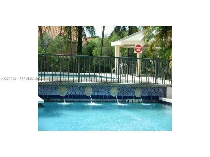 18346 NW 68th Ave # C, Hialeah FL 33015