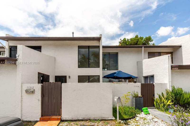 11312 SW 67th Ter, Miami FL 33173