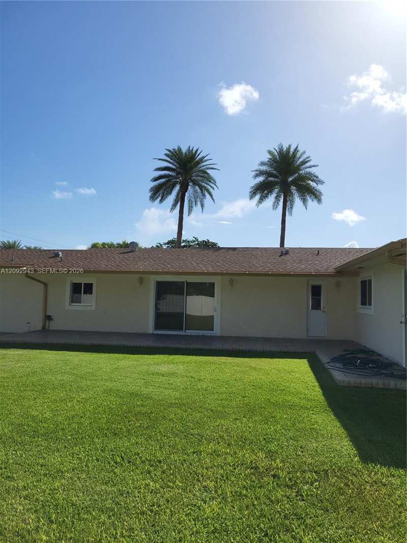 12804 SW 94th Pl, Miami FL 33176
