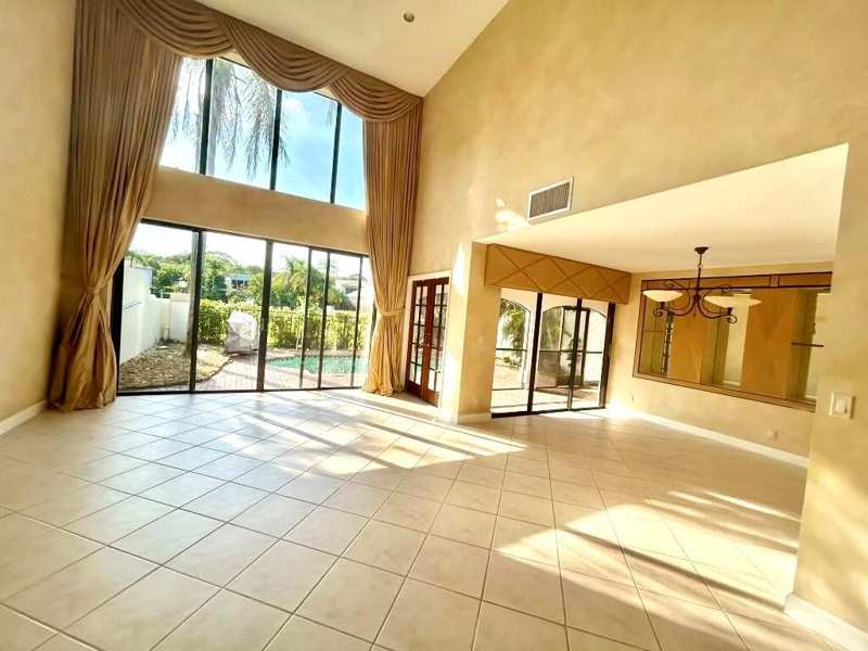 22641 Caravelle Circle # 22641, Boca Raton FL 33433