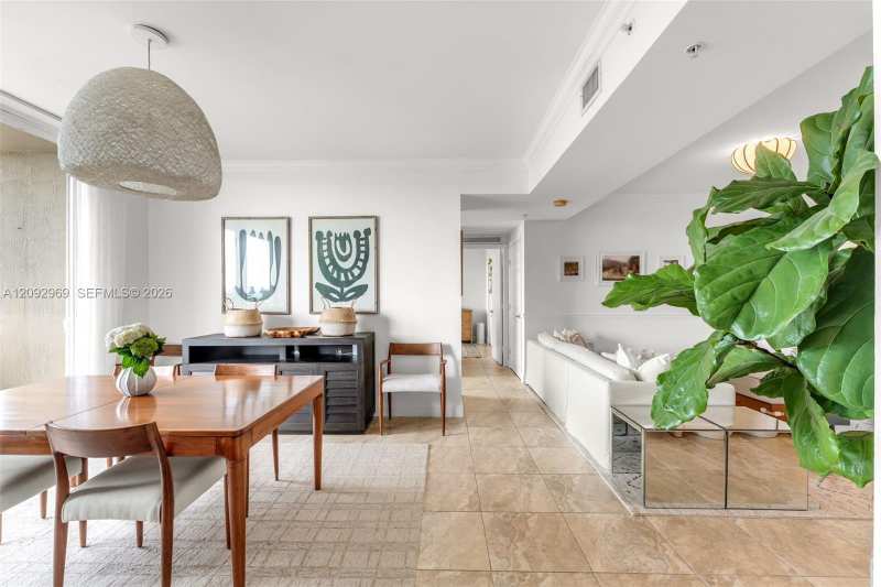 2425 SW 27th Ave # 704, Miami FL 33145