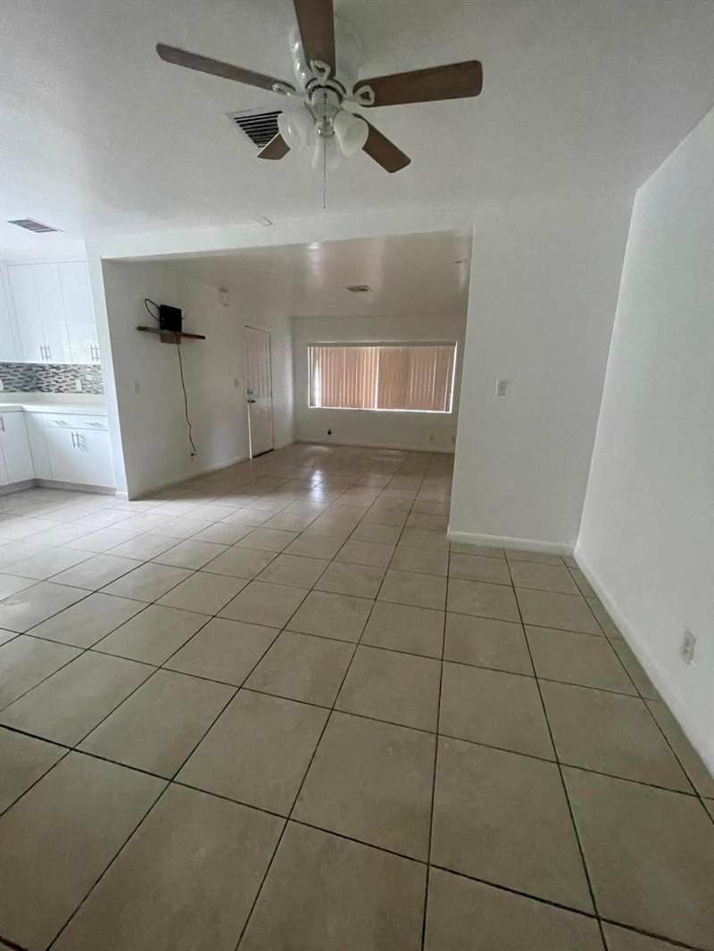 2410 GARFIELD Street, Hollywood FL 33020