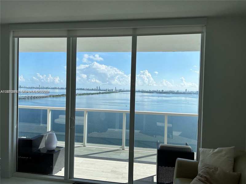 600 NE 27th St # 3003, Miami FL 33137