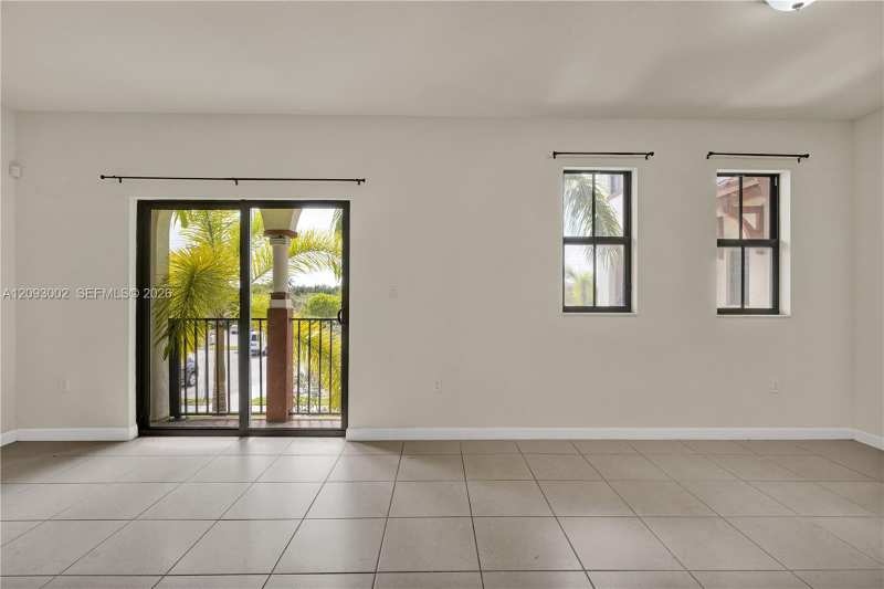 10620 NW 88th St # 207, Doral FL 33178