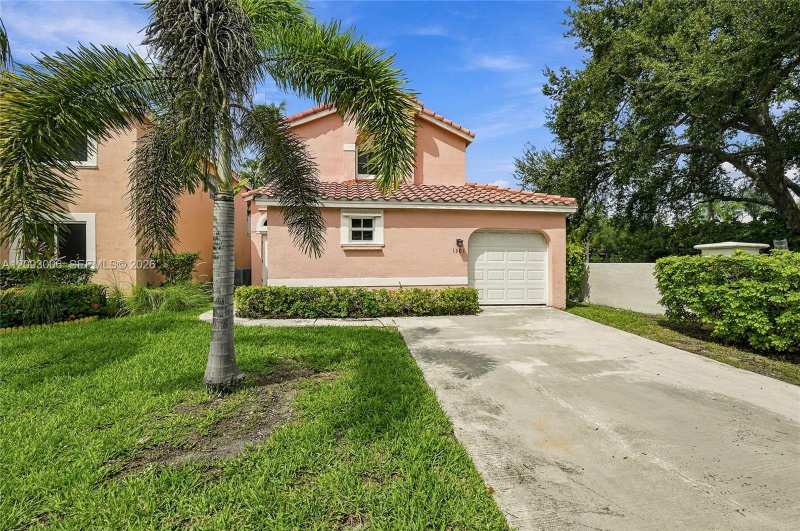 1301 SE 5th Ct, Dania Beach FL 33004