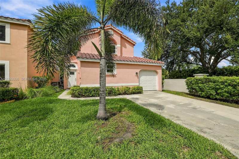 1301 SE 5th Ct, Dania Beach FL 33004