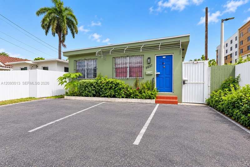 3621 NW 23rd Ave, Miami FL 33142