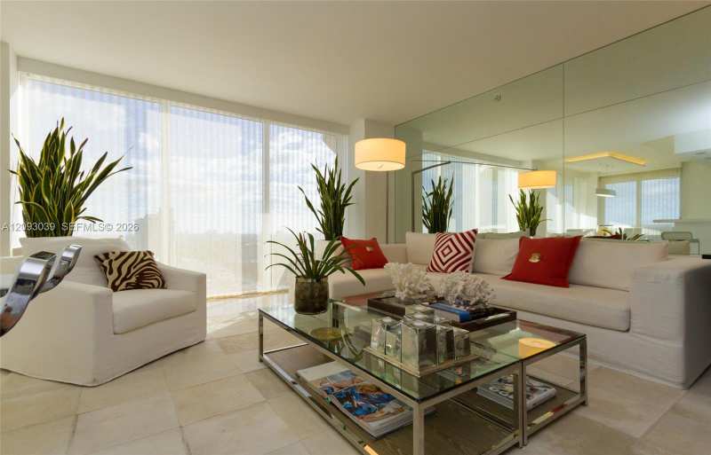 4775 Collins Ave # 3203, Miami Beach FL 33140