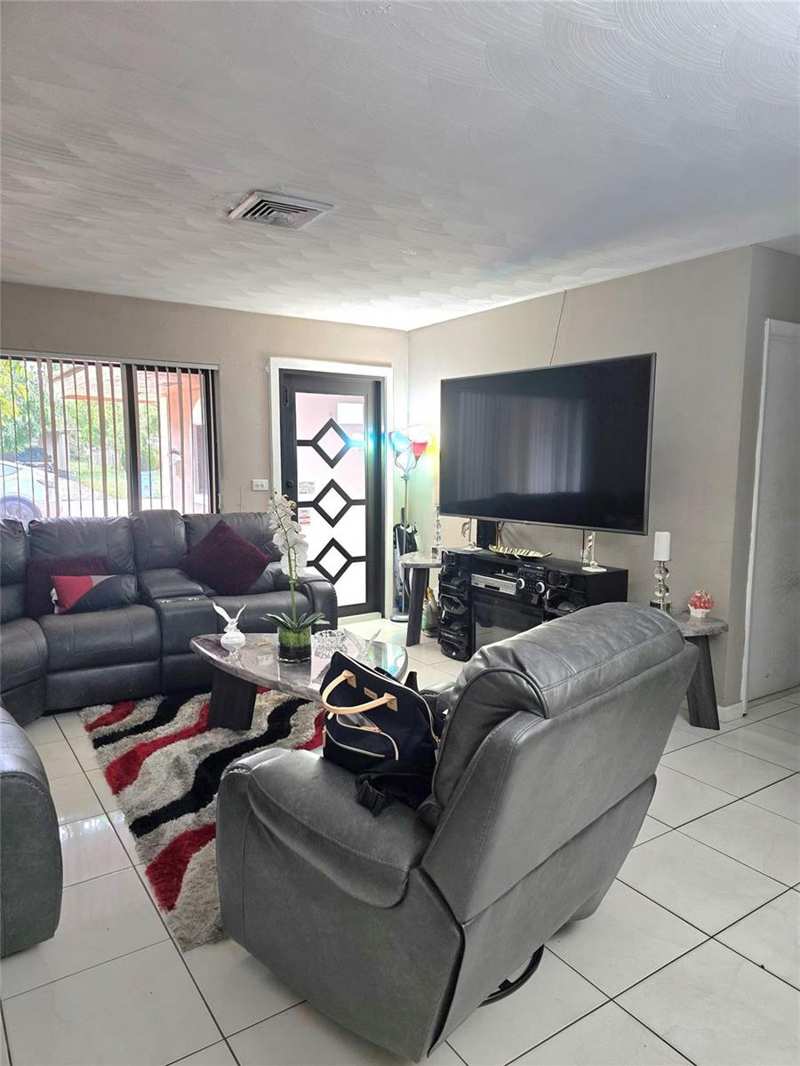 2420 N 59TH Terrace, Hollywood FL 33021