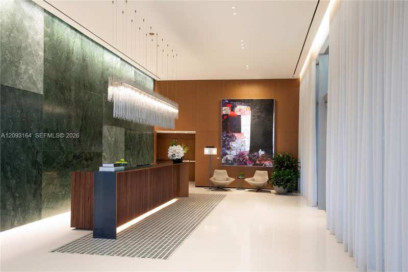 1400 Biscayne Boulevard # 5302, Miami FL 33132