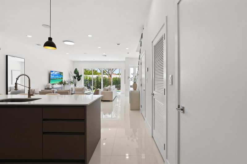 1807 NE 13 Street # 1807, Fort Lauderdale FL 33304