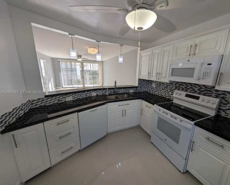1750 NE 191st St # 3, Miami FL 33179