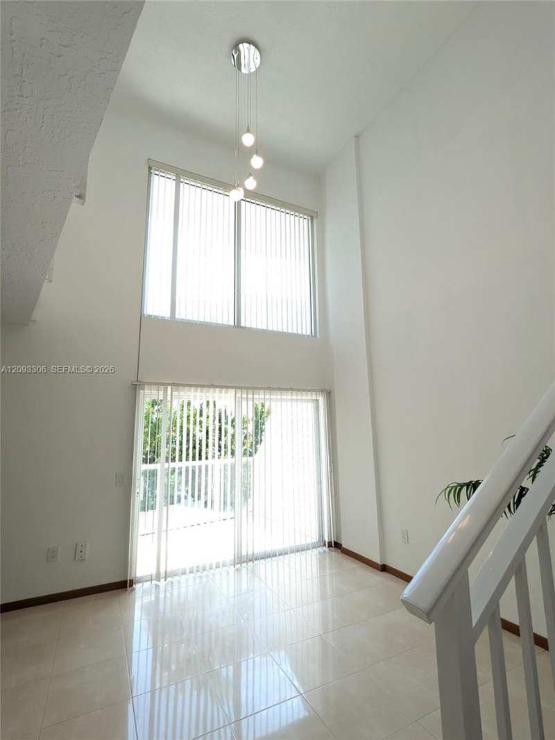 1528 Brickell Ave # 104, Miami FL 33129