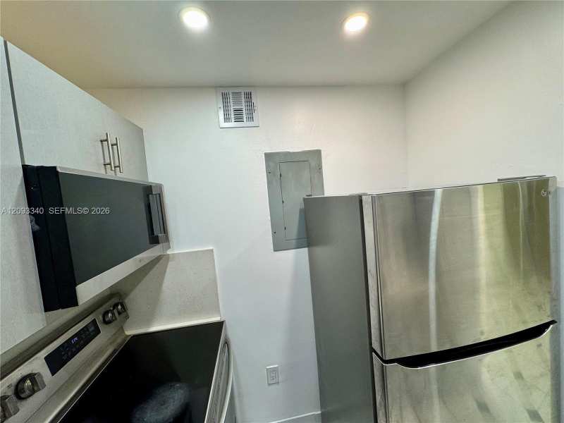4675 W 18th Ct # 501, Hialeah FL 33012