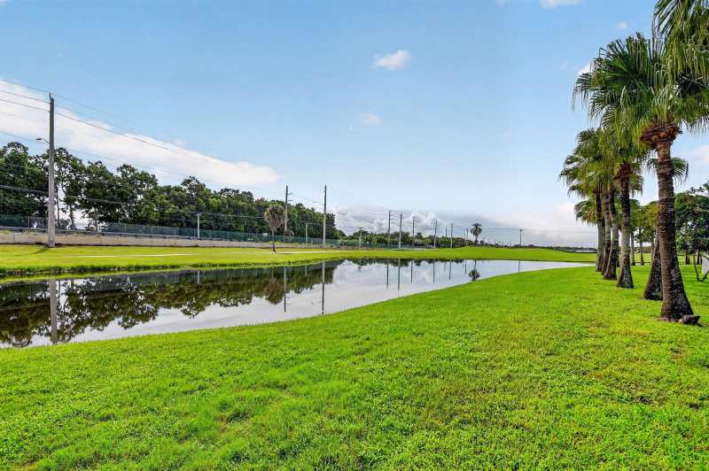 6649 Sun River Road, Boynton Beach FL 33437