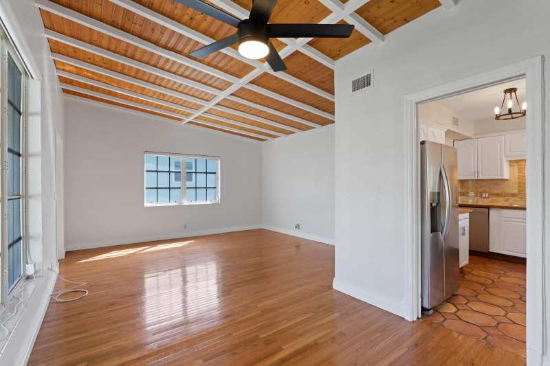 215 Columbia Drive, FL 33460