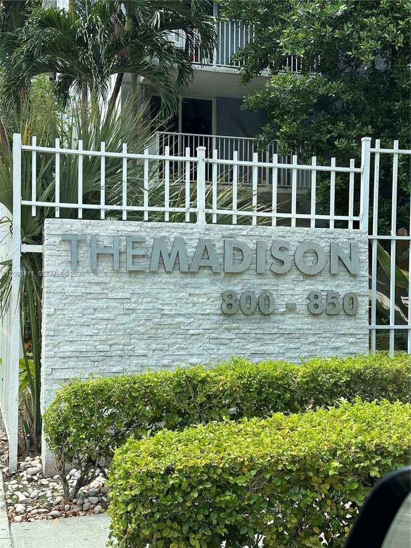 850 N Miami Ave # 2002, Miami FL 33136