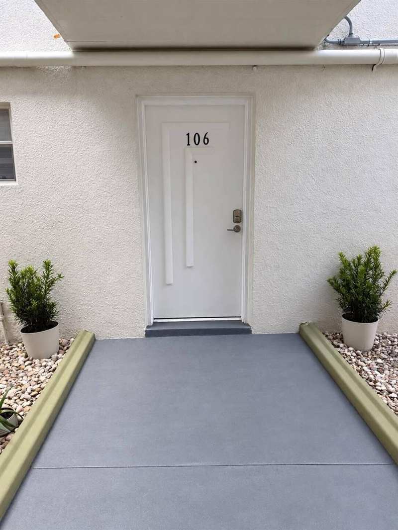4255 N University Drive # 106, Sunrise FL 33351