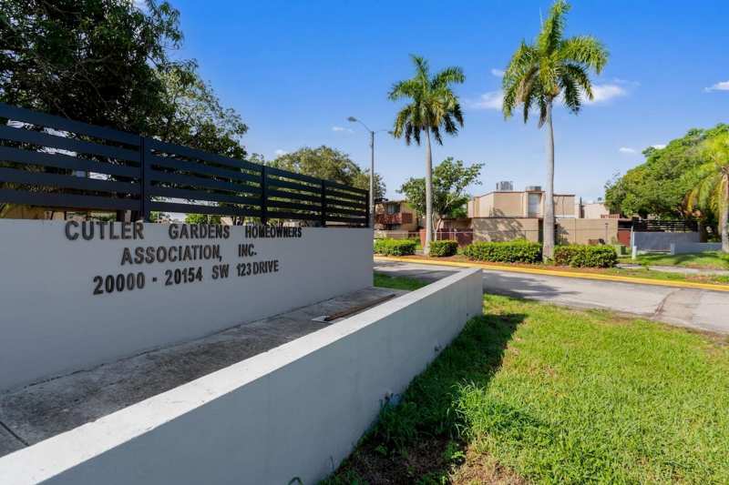 20106 SW 123RD Drive, Miami FL 33177